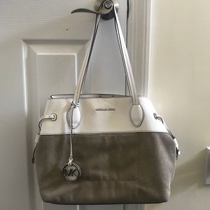 Michael kors tote
